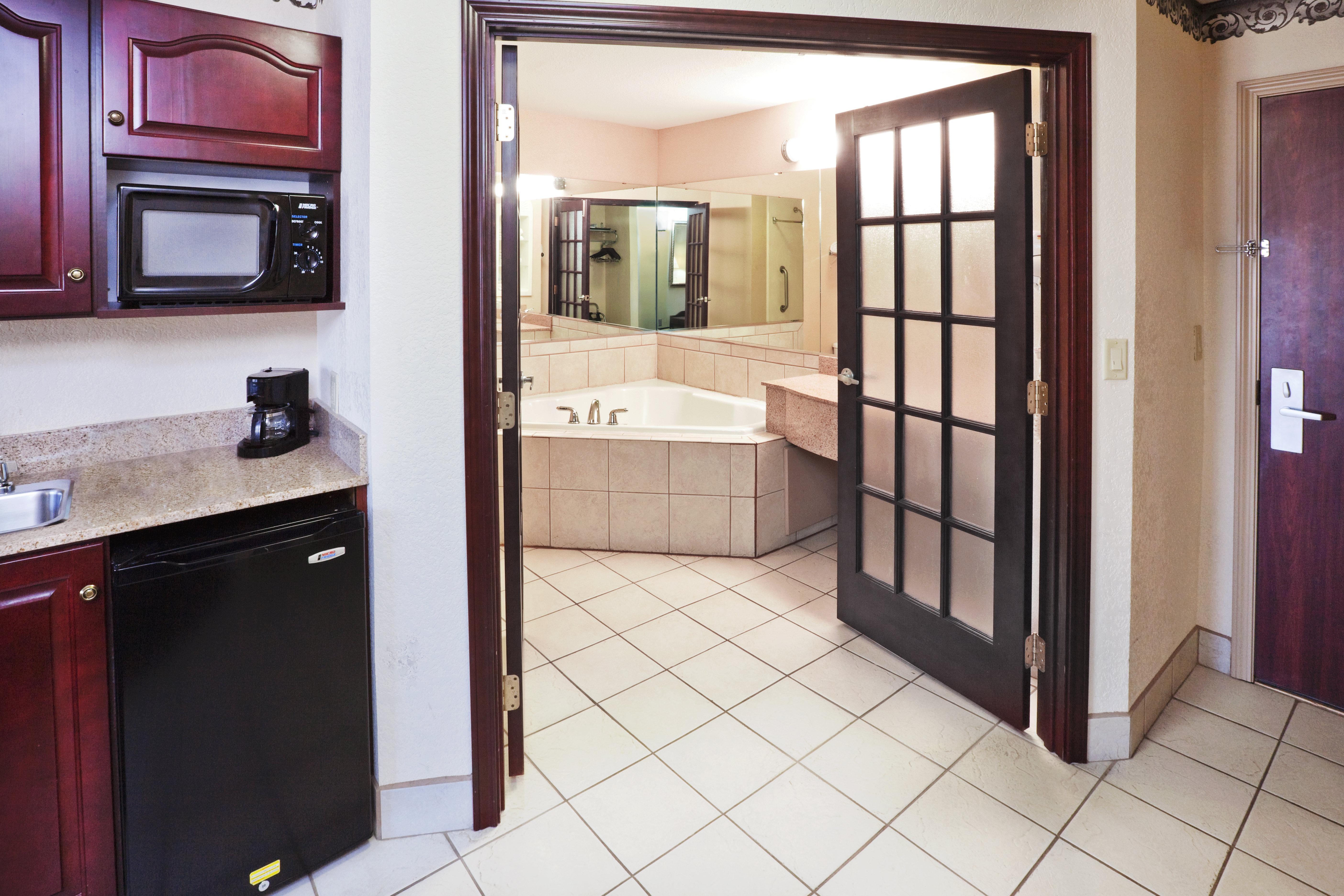 Holiday Inn Express Hotel & Suites Gainesville By Ihg Ngoại thất bức ảnh